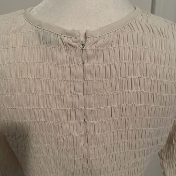 Ann Taylor Blouse - Picture 6 of 7